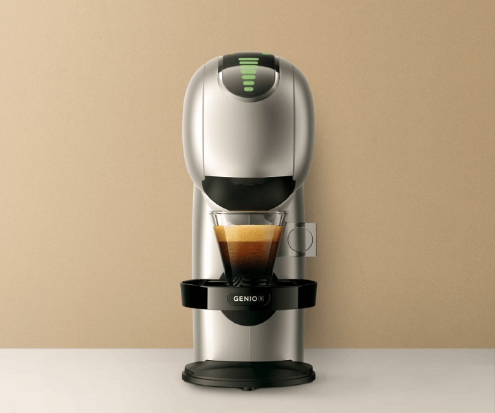 Close Up Genio S Touch Titanium Coffee Machine NESCAFÉ® Dolce Gusto®